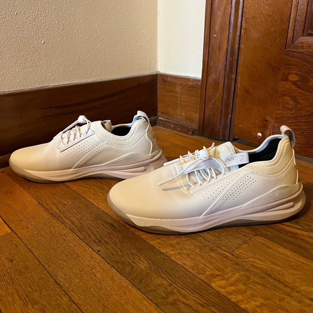 Clove Brilliant White Women’s Shoe - size 9.5 - color: white (worn only once!)